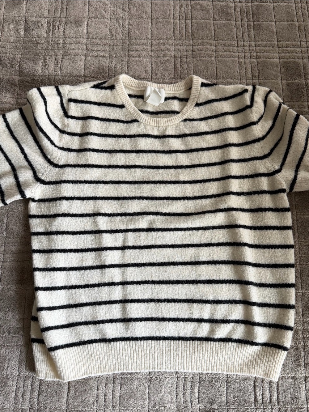 H&M KNIT SWEATER/TOP